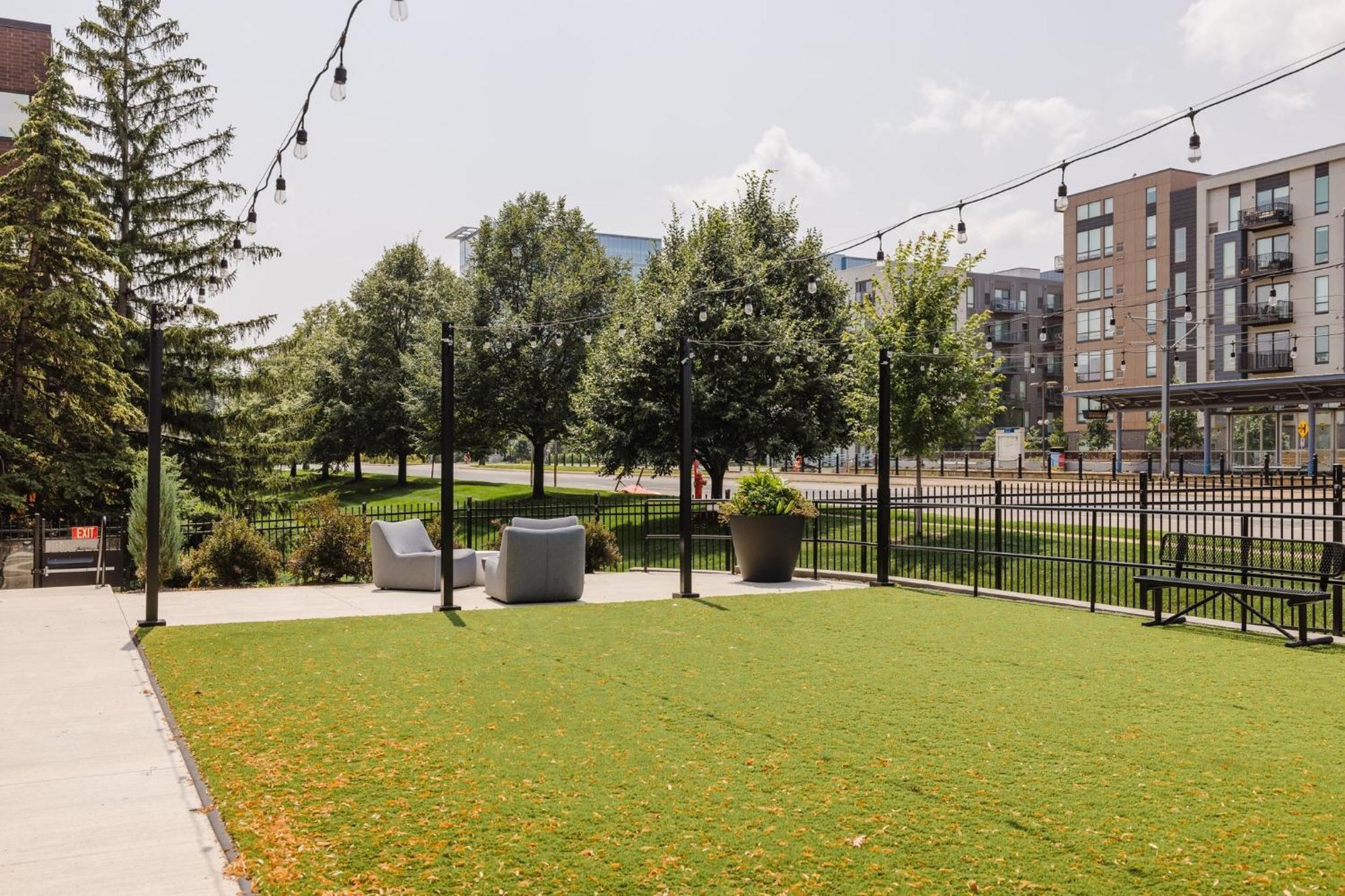 Crowne Plaza Suites Msp Airport - Mall Of America By Ihg Блумінгтон Екстер'єр фото